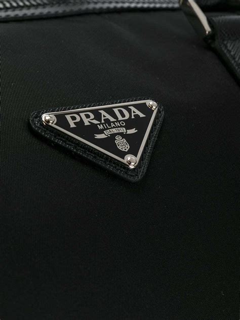 precio de cartera prada milano original